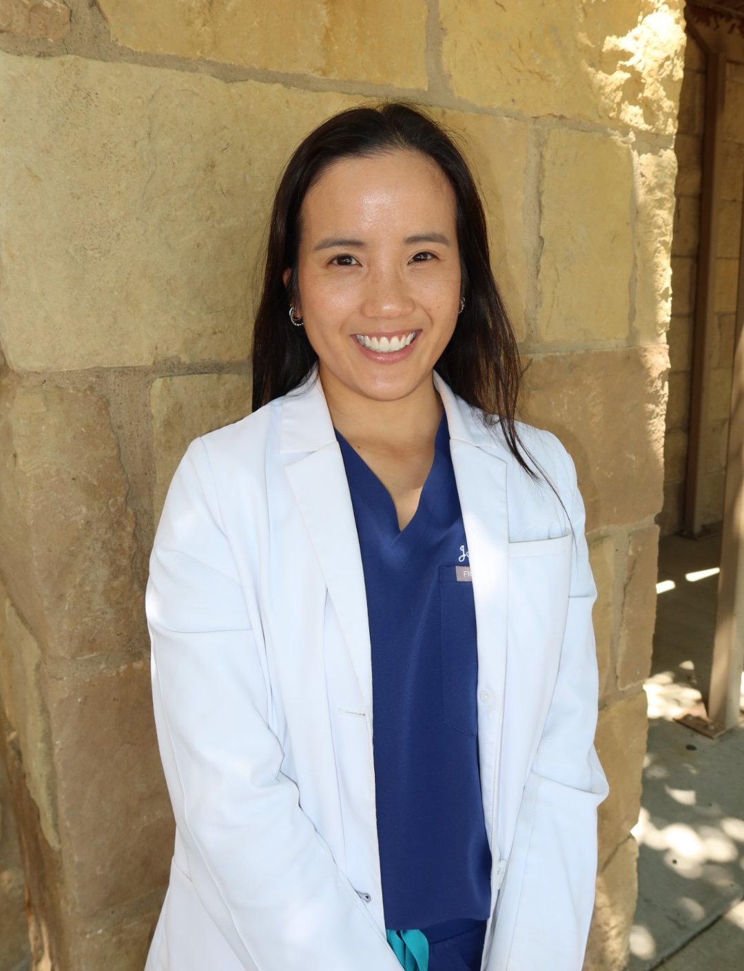 Dr. Hau