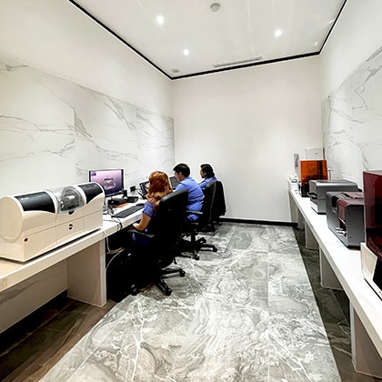 Dentist Fernando Vargas