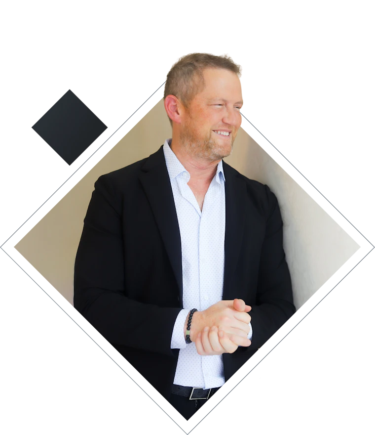 Cain Linville, MD, plastic surgeon in Houston, TX