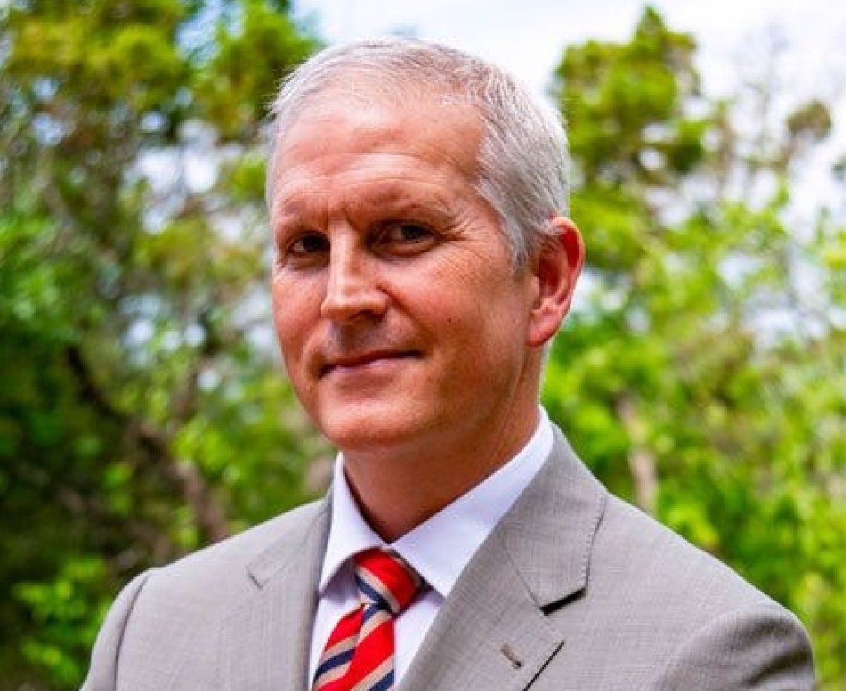 Portrait of Dave Wenholz