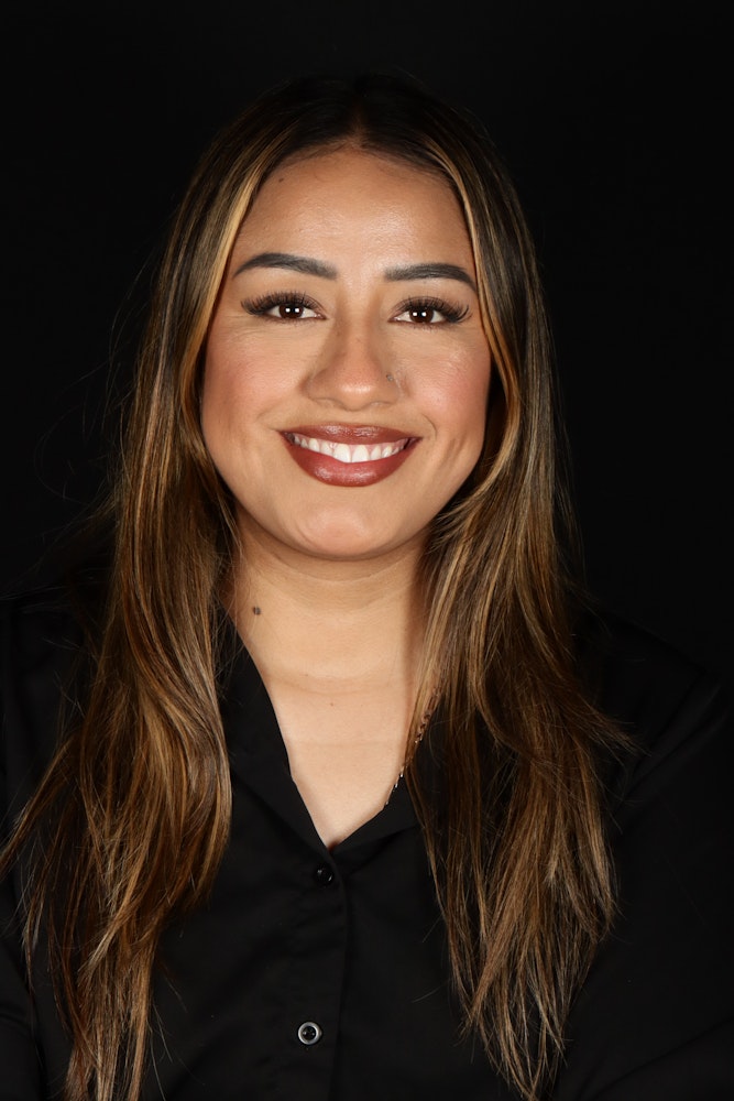 Nereyda, Registered Dental Assistant