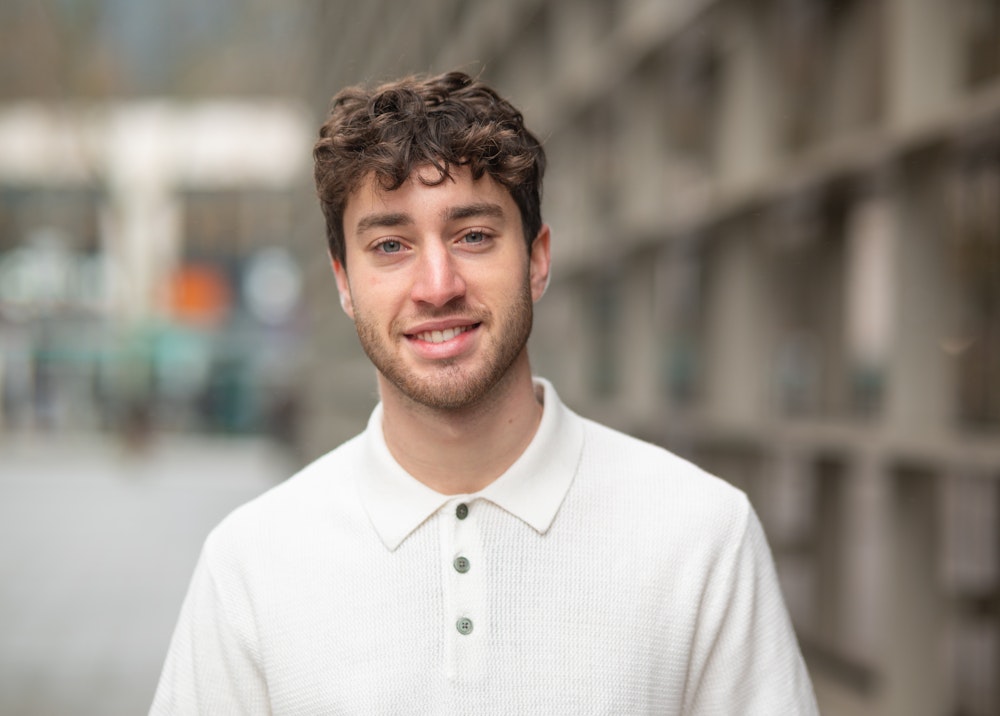 Smiling man with straight teeth