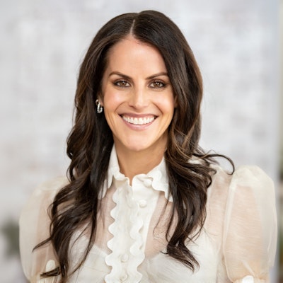 Dr. Anna McVey