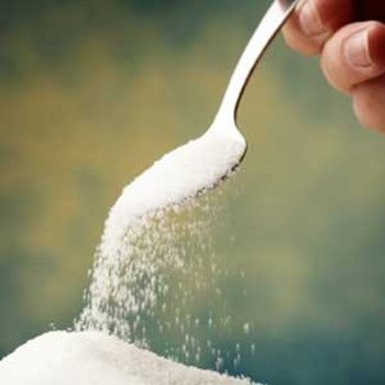Xylitol on a spoon