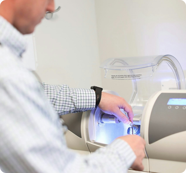 dentist using CEREC machine