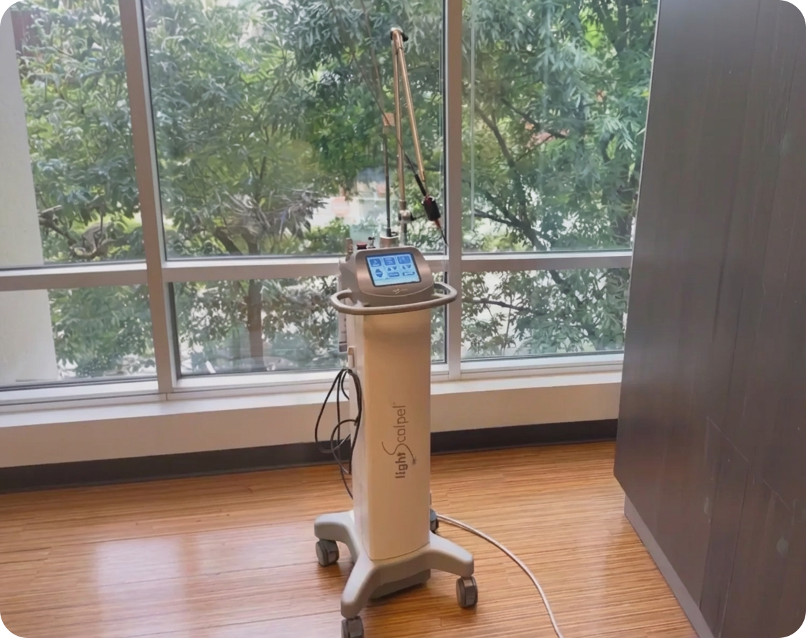Laser therapy machine