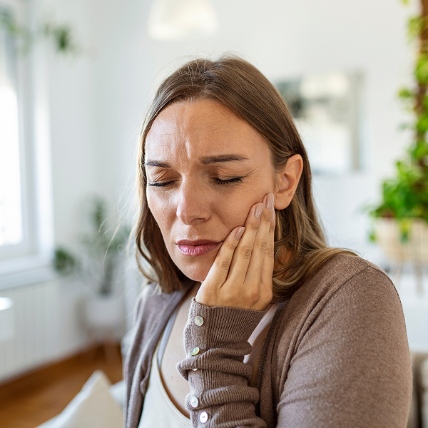 Woman with dental trauma