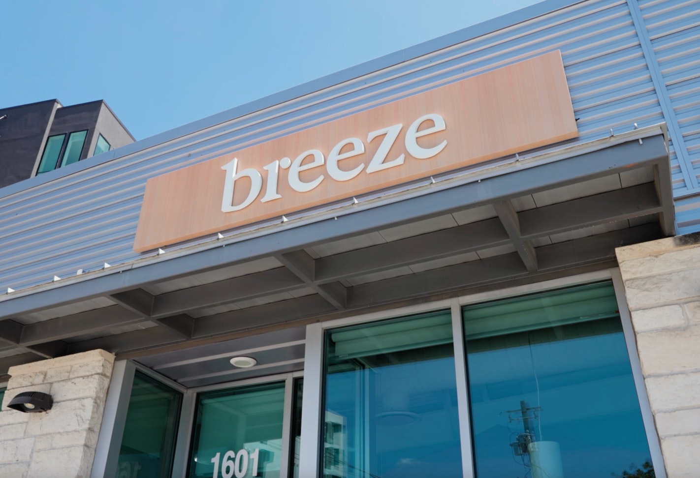 Exterior of Breeze Dental Office